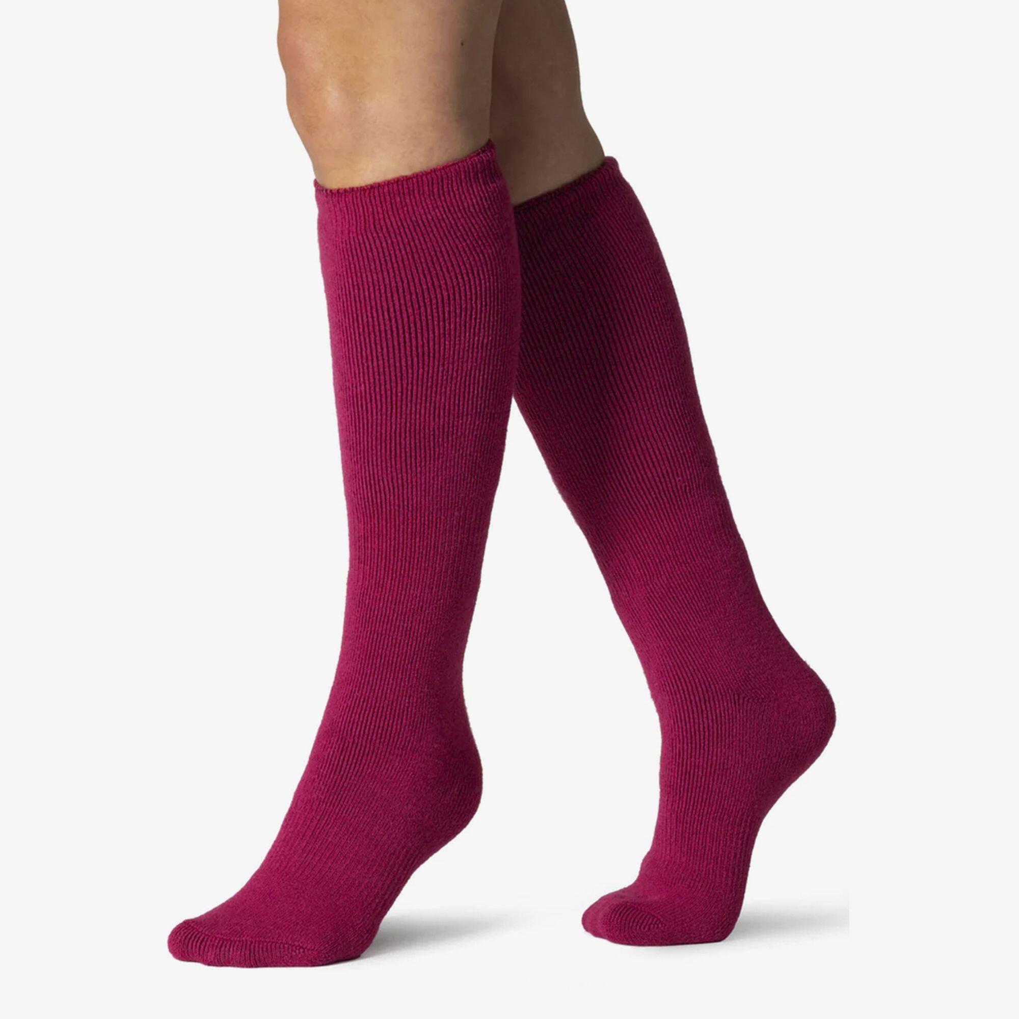 Ladies Thin Extra Long Lightweight Thermal Socks HEAT HOLDERS | Decathlon