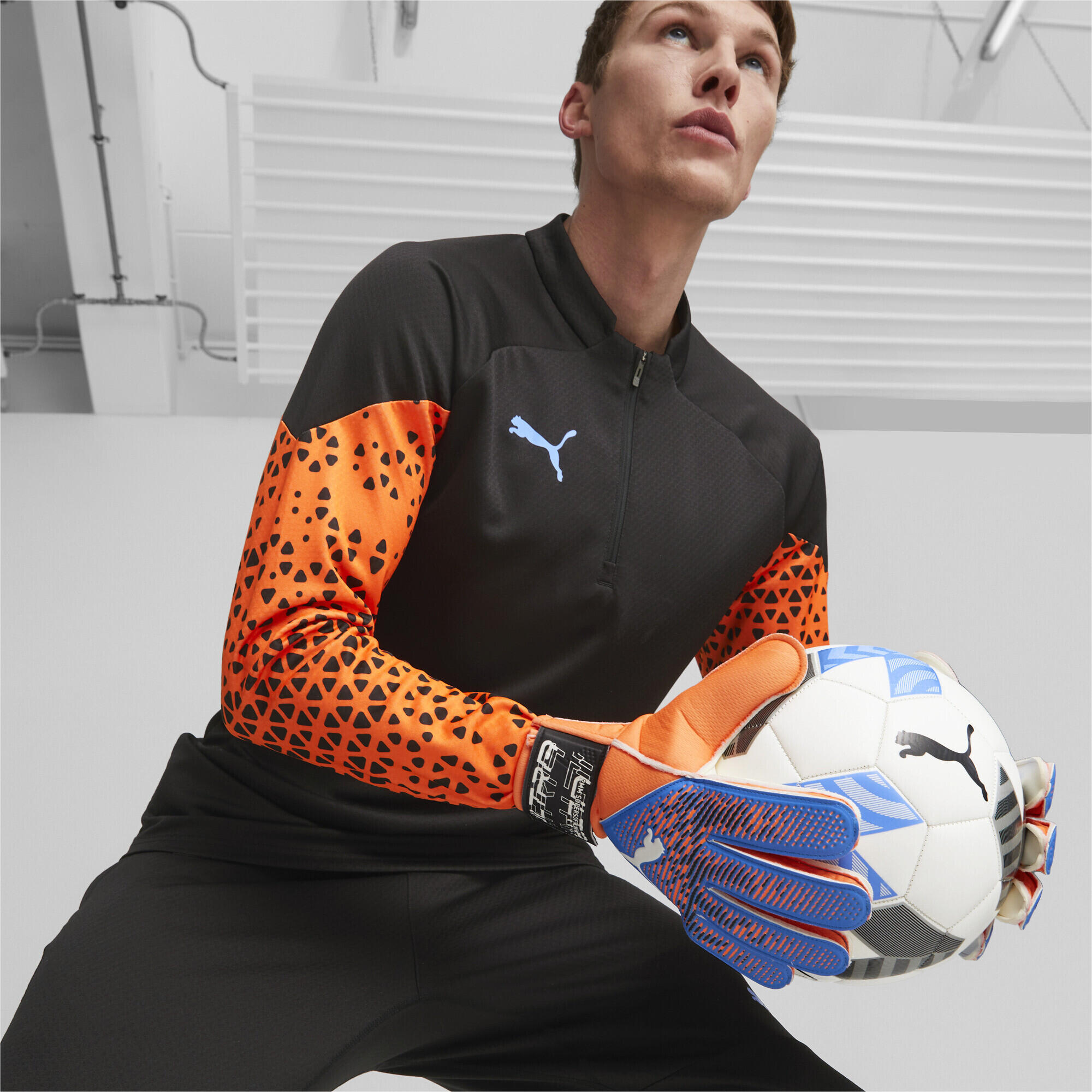 Guanti da portiere ULTRA Grip 4 RC PUMA Ultra Orange Blue Glimmer 4/4