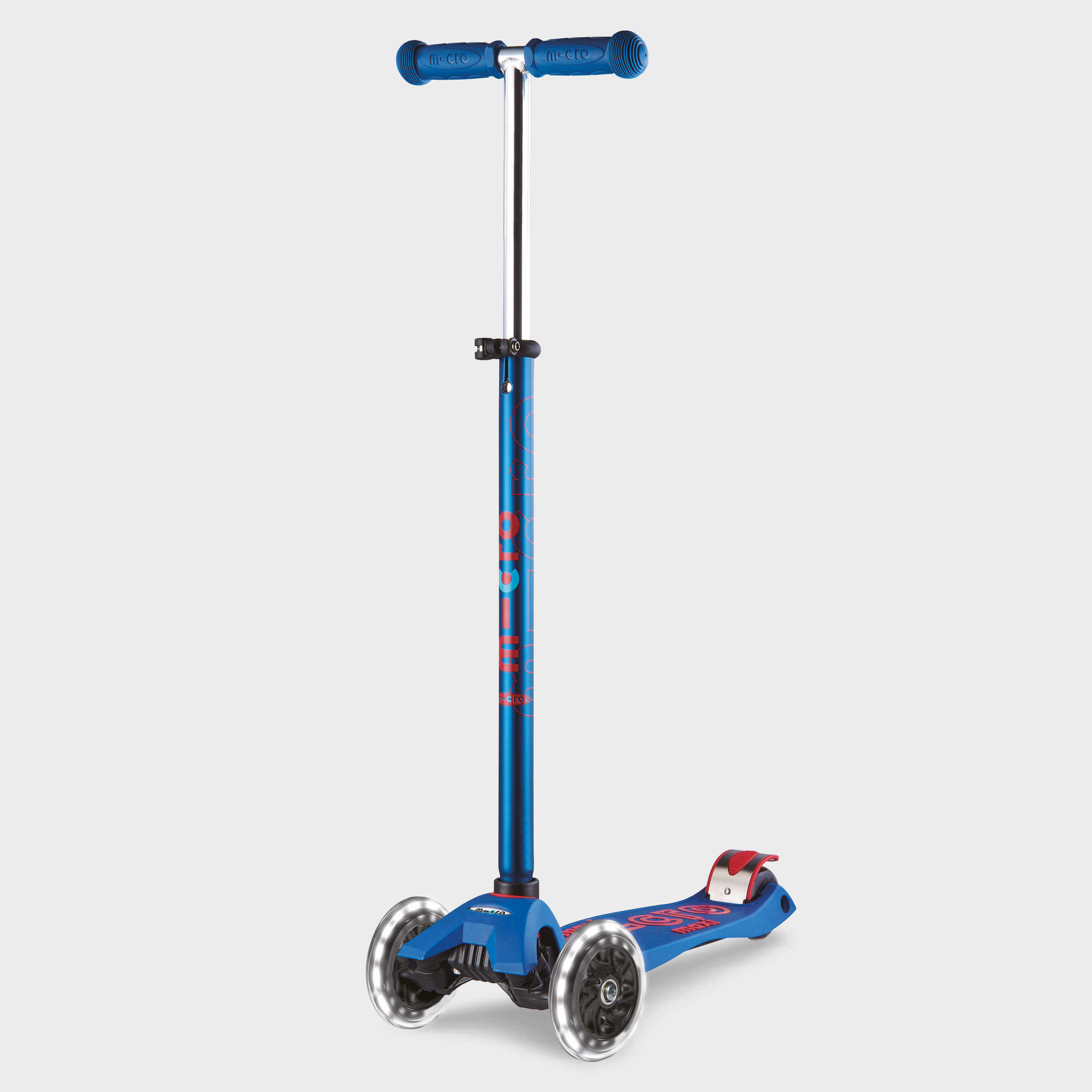 MICRO Maxi Scooter - Light up Wheels: Blue