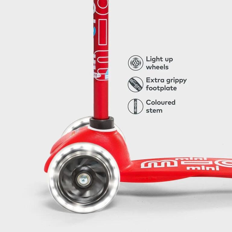 Mini Scooter - Light up Wheels: Red 2/7