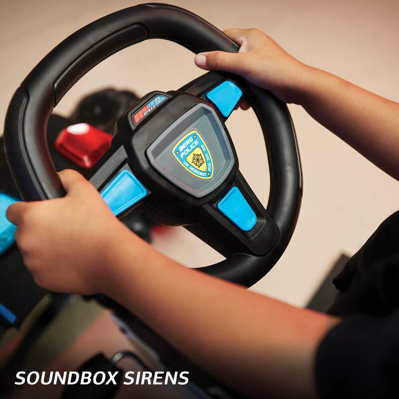 Gokart z regulowanym siedzeniem i piankowymi oponami Buzzy Police BERG