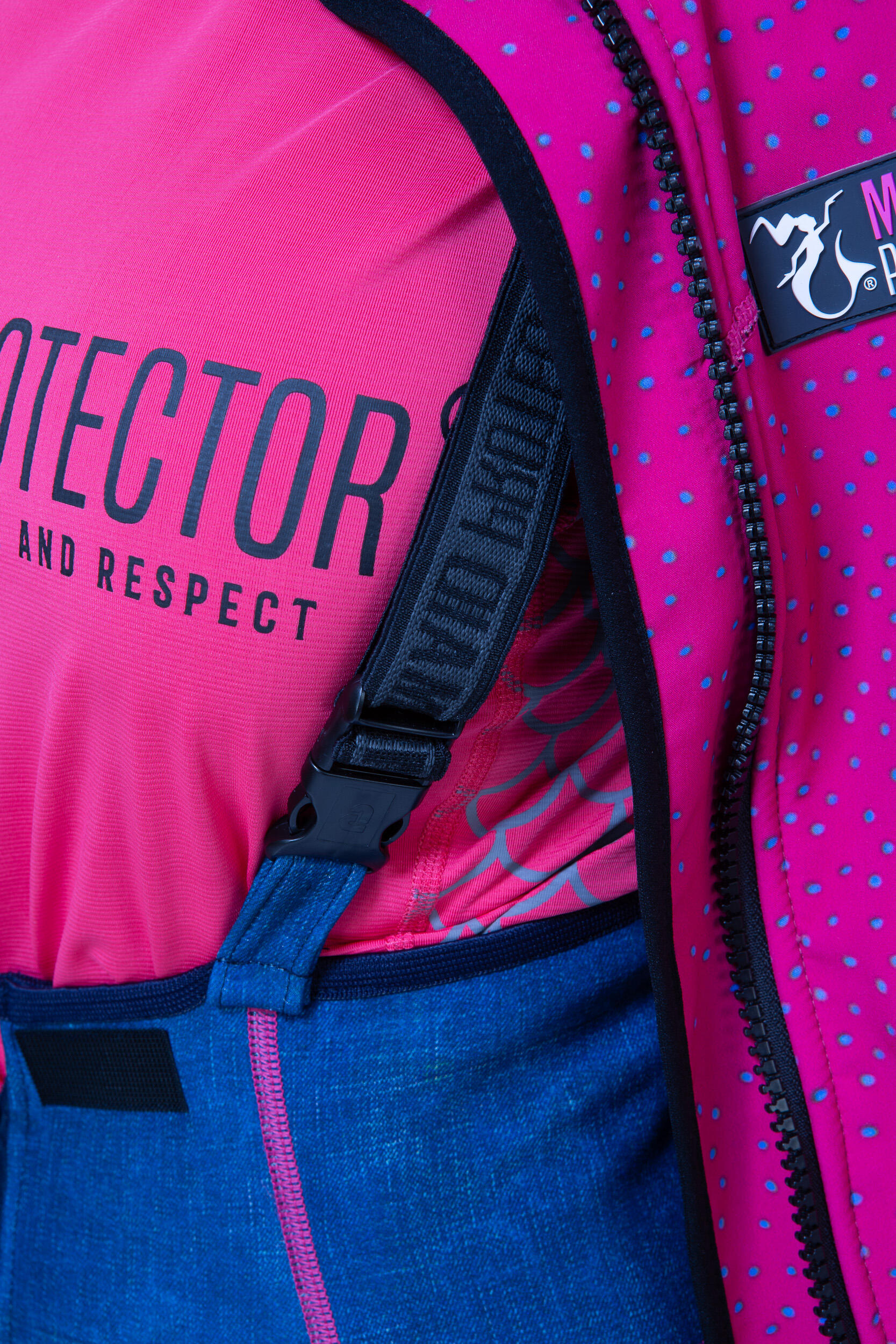 Mermaid Protector Rashguard "Roze Dame" 4/6
