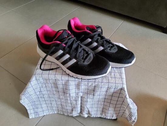 Entre Particuliers - Chaussure de sport