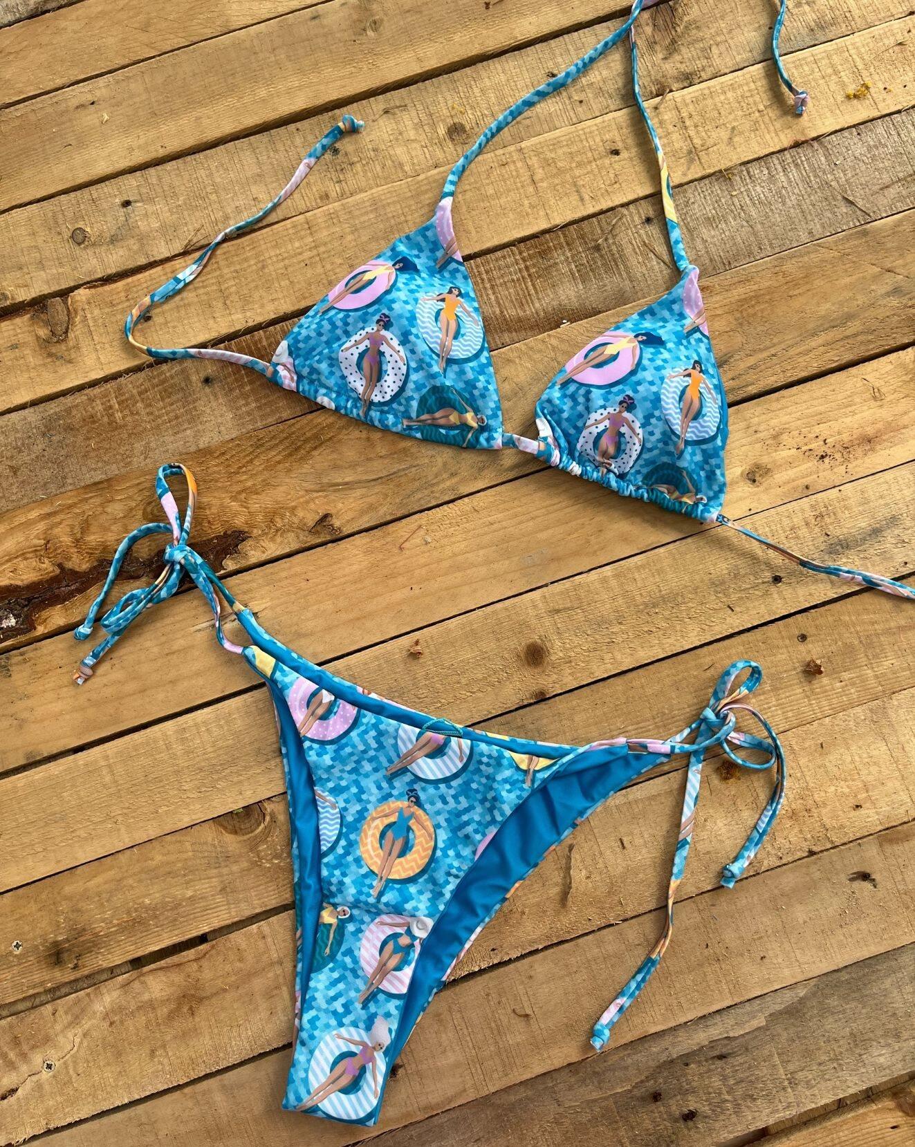 Poolside Triangle Bikini Top 5/5