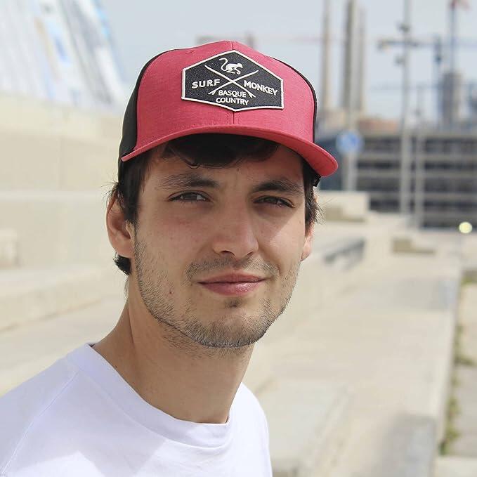 Casquette trucker de montagne et trekking – résistante à l’eau (Rouge) 5/6