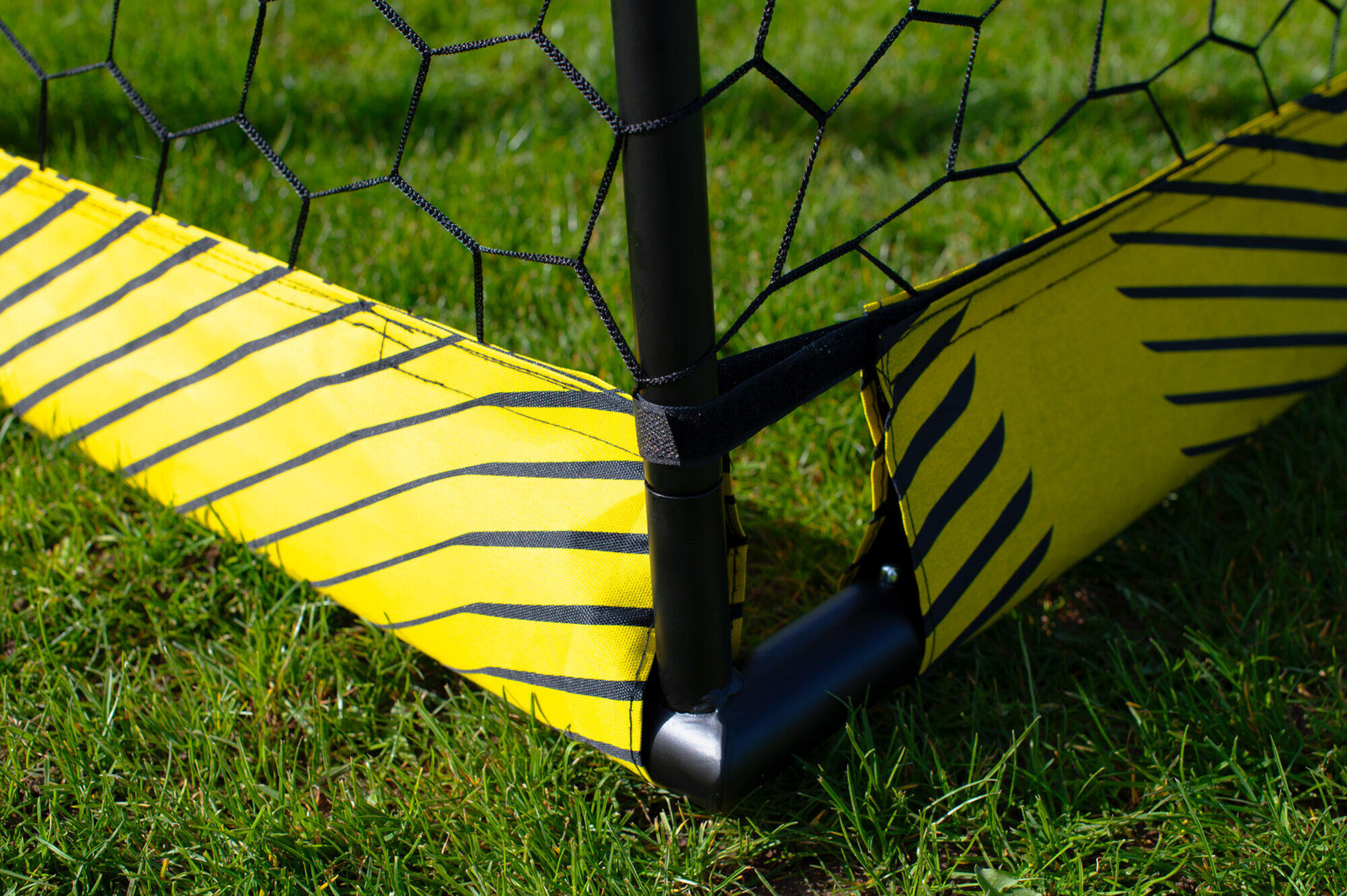Zwart stalen voetbaldoel - 4 x 2 m 7/7