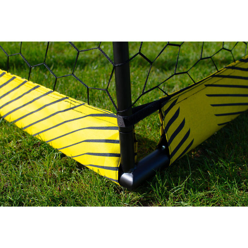 Czarna stalowa bramka do piłki nożnej - 3 x 2 m