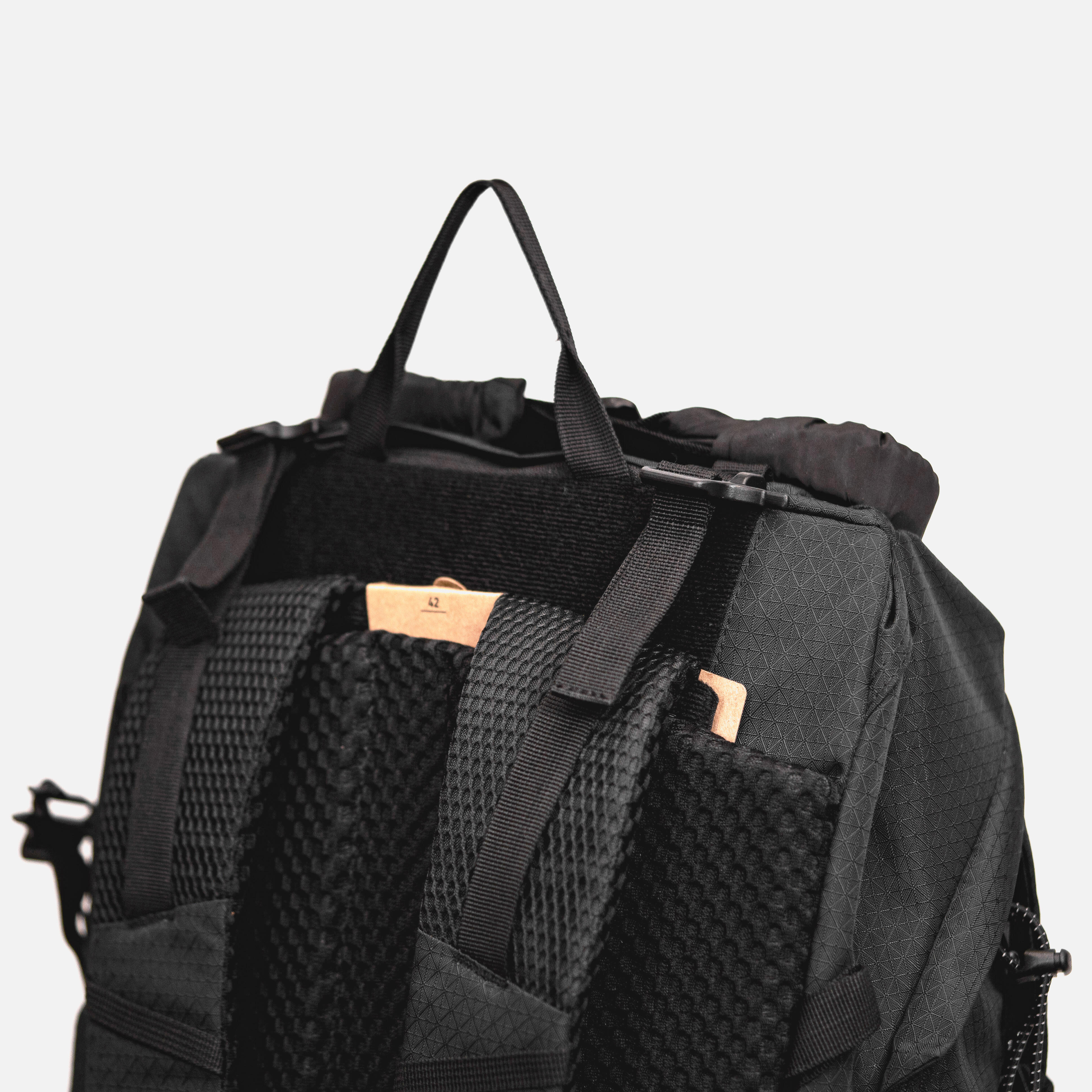 MOMAD 25 Unisex Urban/ Outdoor Modular Backpack 25-33L - BLACK MOMAD 25 Unisex Urban/ Outdoor Modular Backpack 25-33L - BLACK