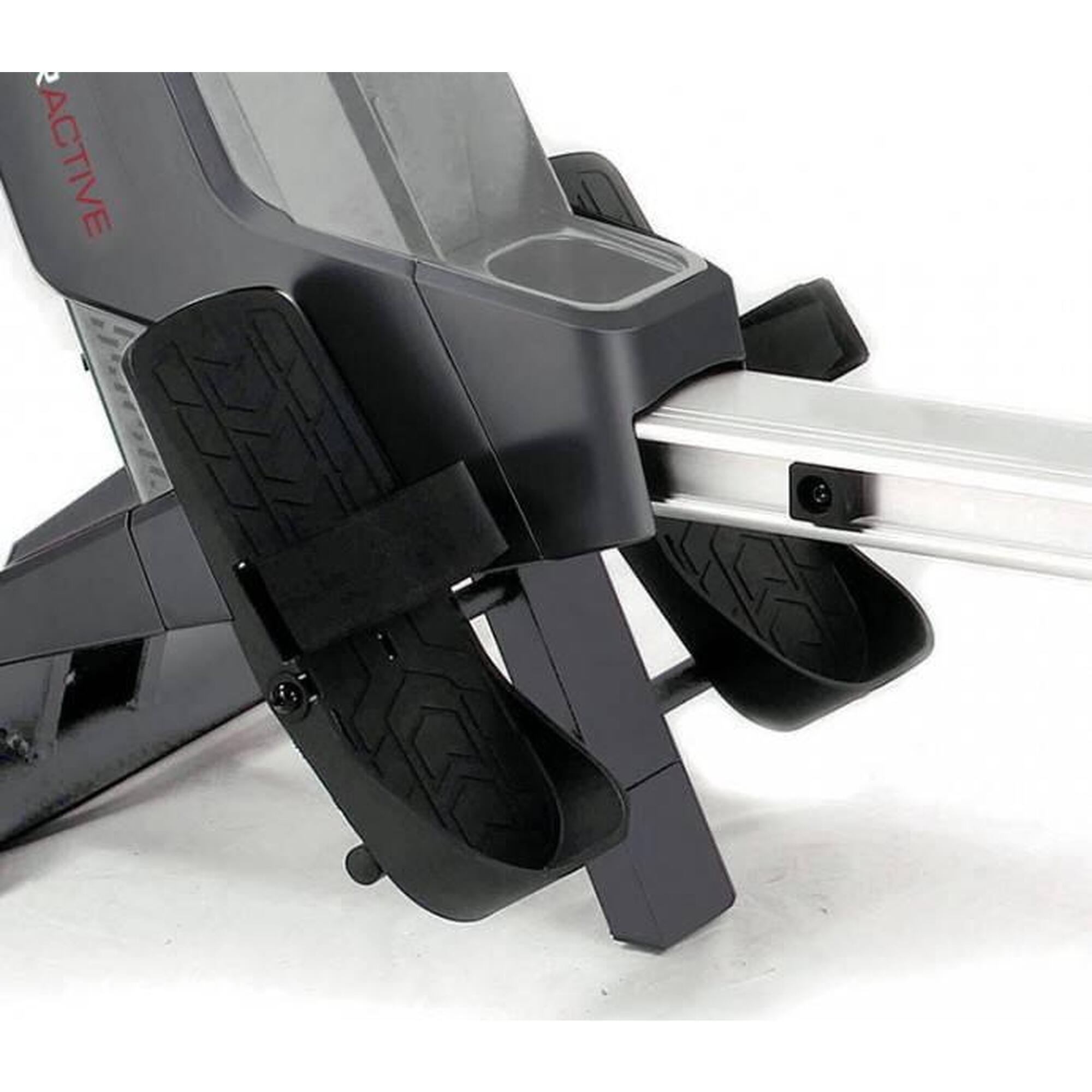 TOORX Rower Active: Máquina de remo compacta, resistência ajustável, ecrã LCD.