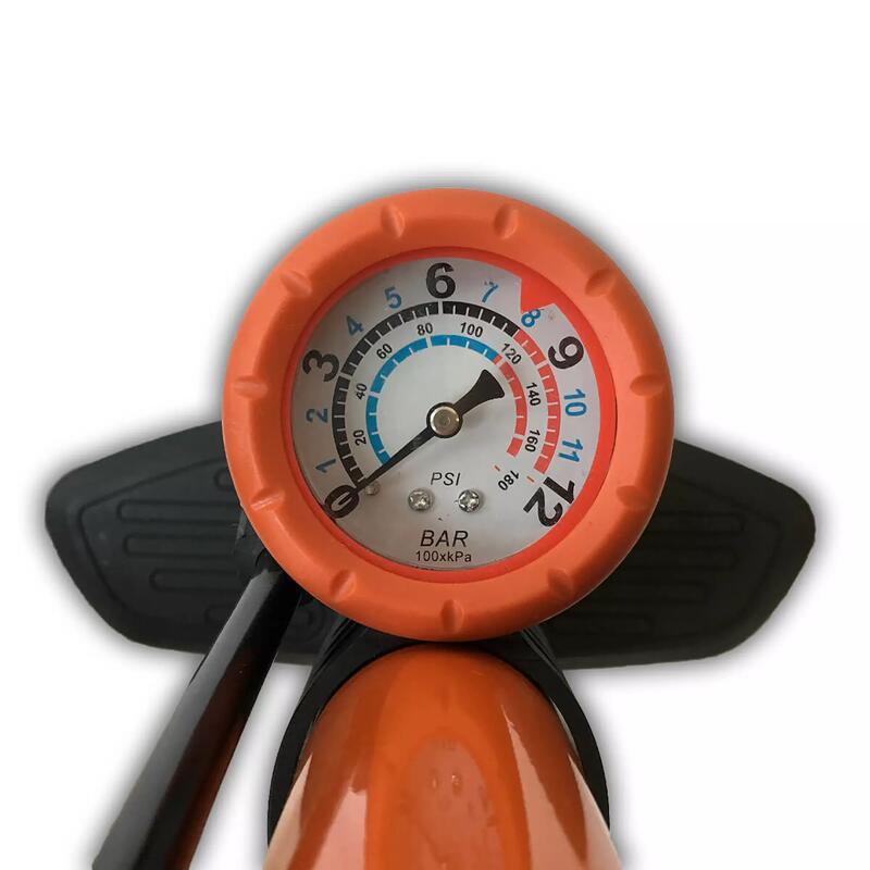 Stalen Voetpomp met Manometer - 6 BAR - Oranje