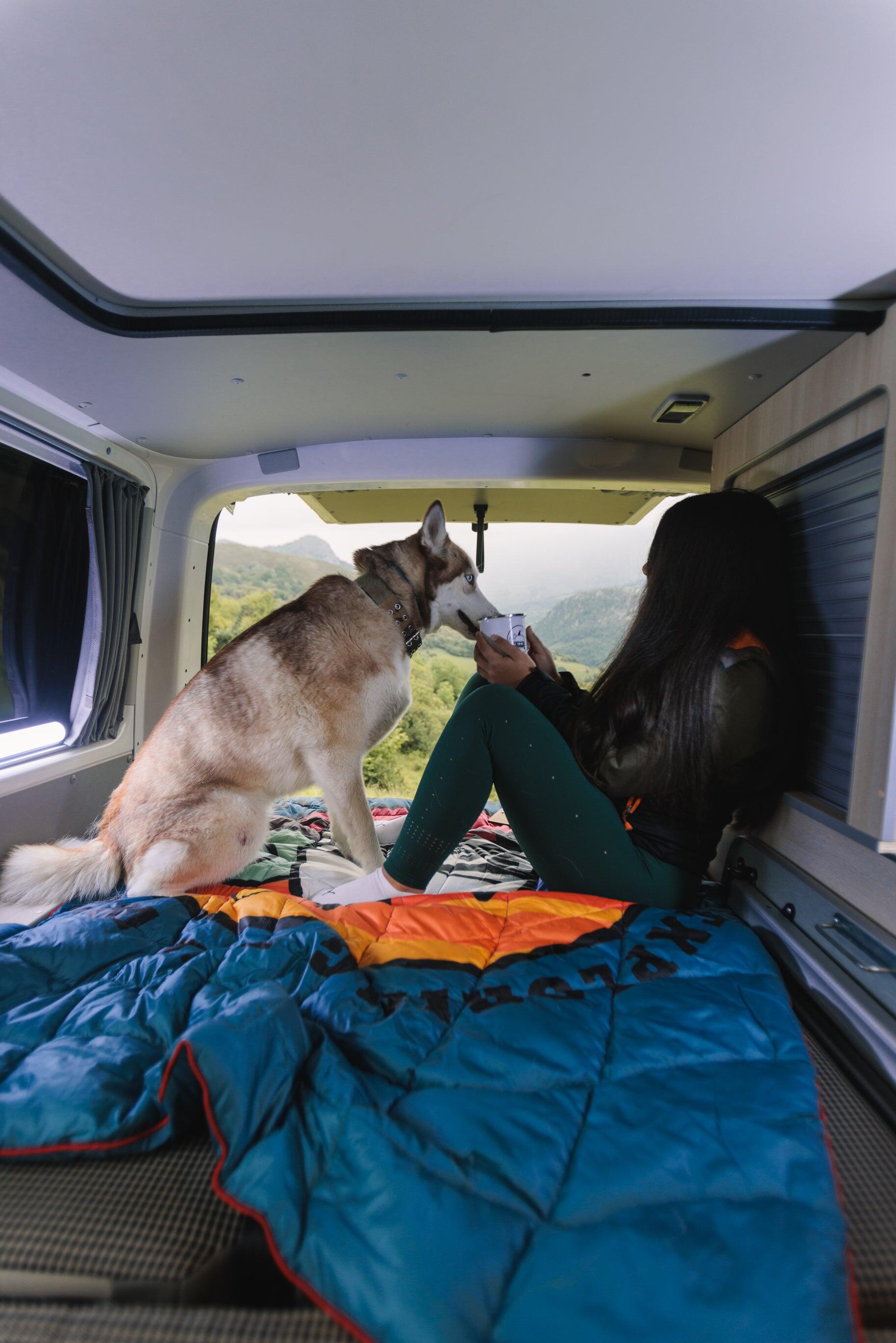 Seven Peaks Van Life Single Camper Decke blau 185x130cm 5/7