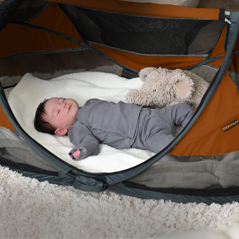 Baby Luxe Campingbedje - Inclusief zelfopblaasbare matras - Caramel
