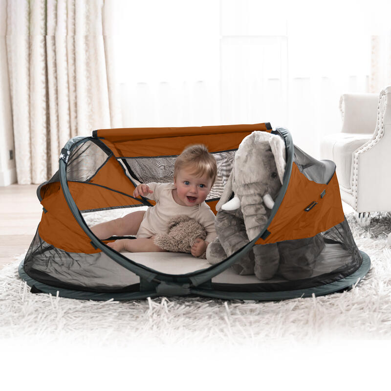 Baby Luxe Campingbett - Inklusive selbstaufblasender Matratze - Karamell