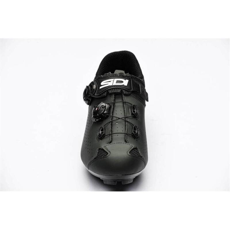 Pirelli Tire P Zero Race Black