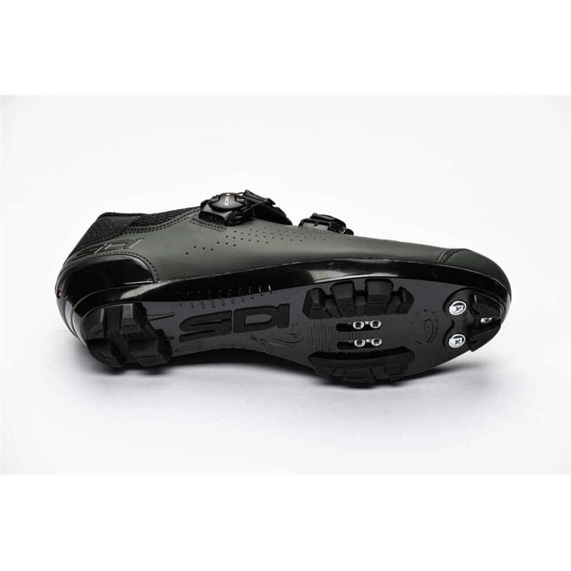 Pirelli Tire P Zero Race Black