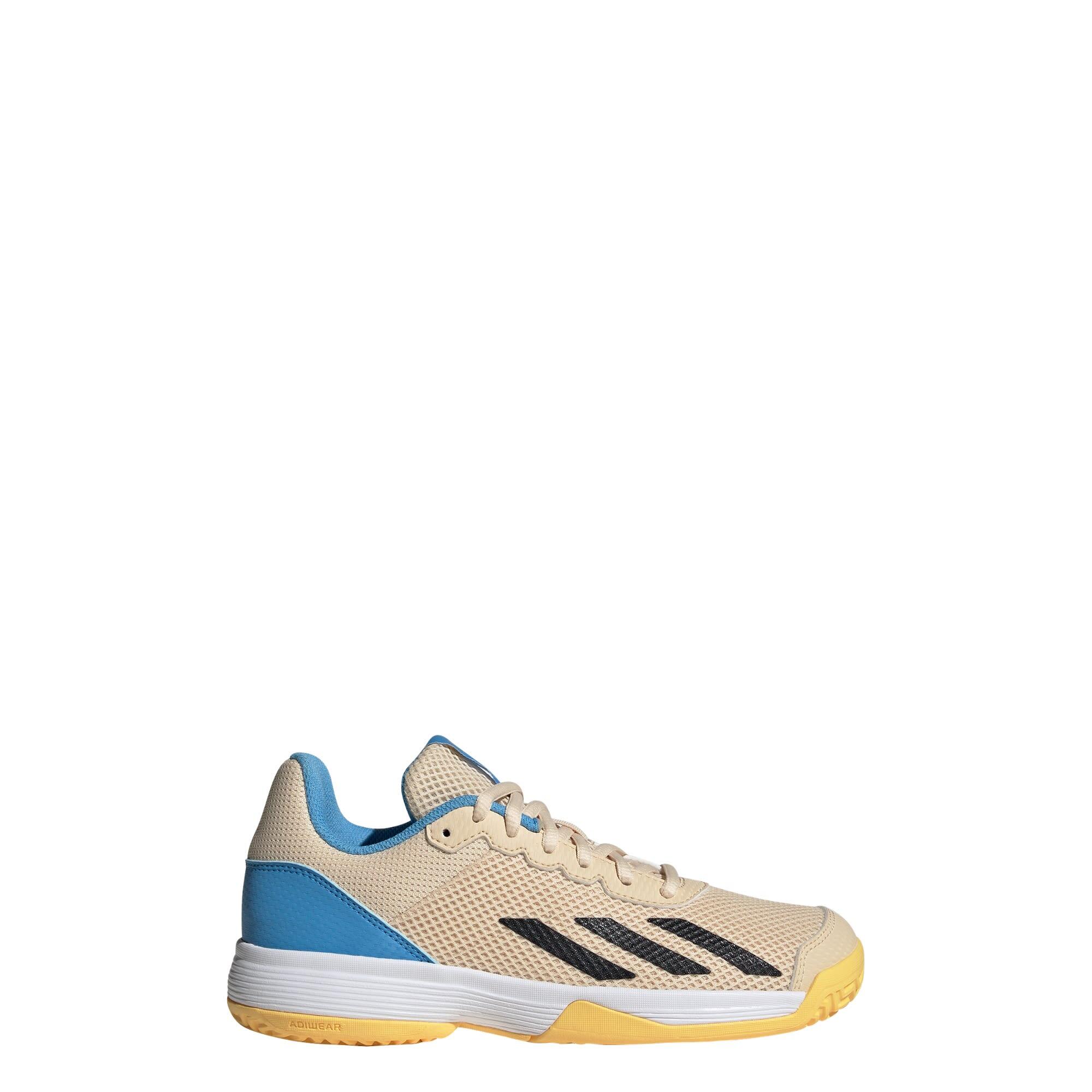 Courtflash tennis shoe