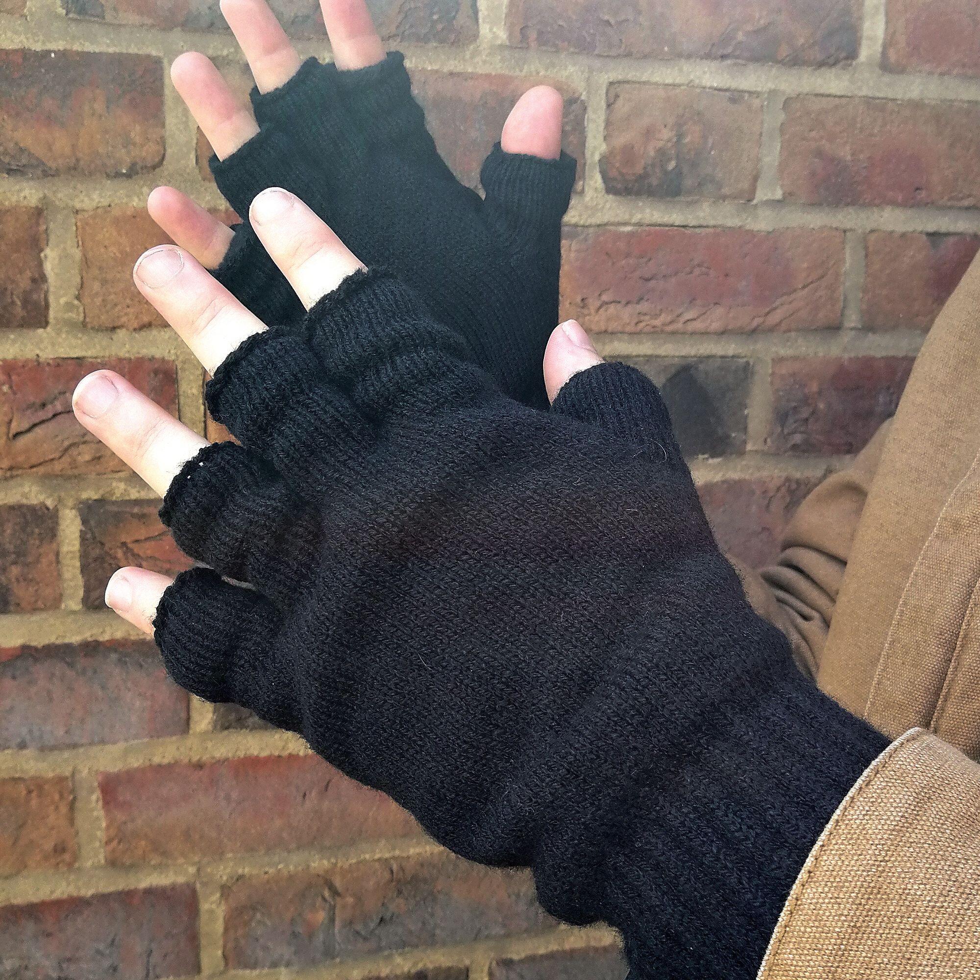 Mens Black 3M Thinsulate Insulation Lined Fingerless Gloves THMO - Main Image