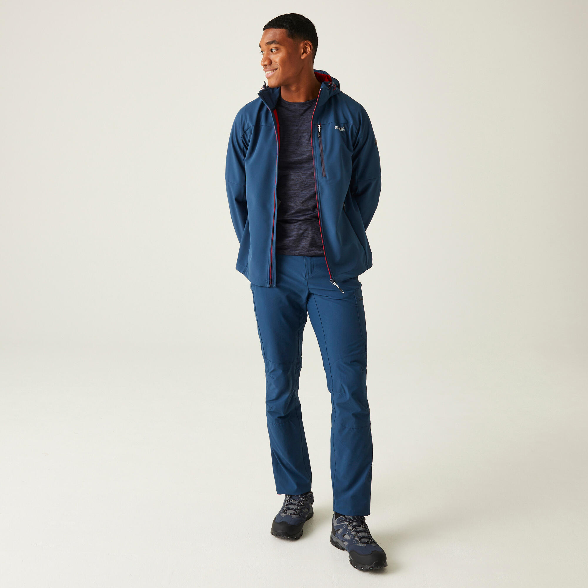 Arana wasserdichte Softshell-Wanderjacke für Herren 3/5