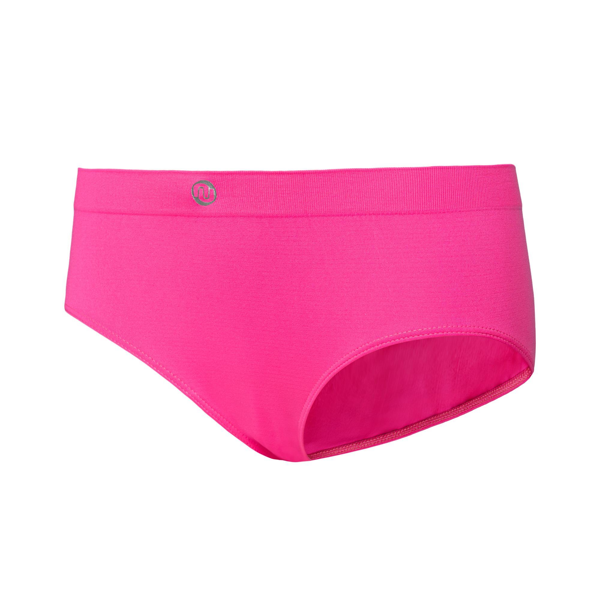 NESSI SPORTSWEAR picture