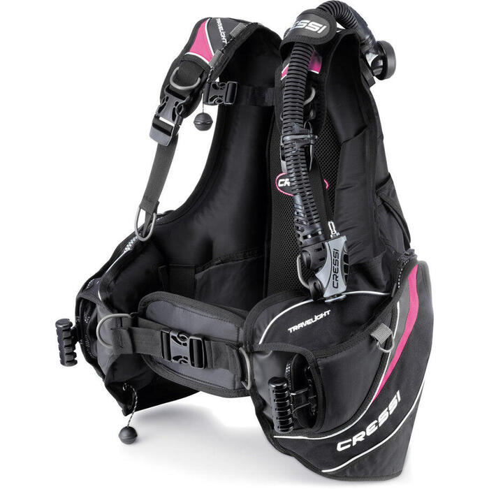 scuba-diving-bcd-travelight- 