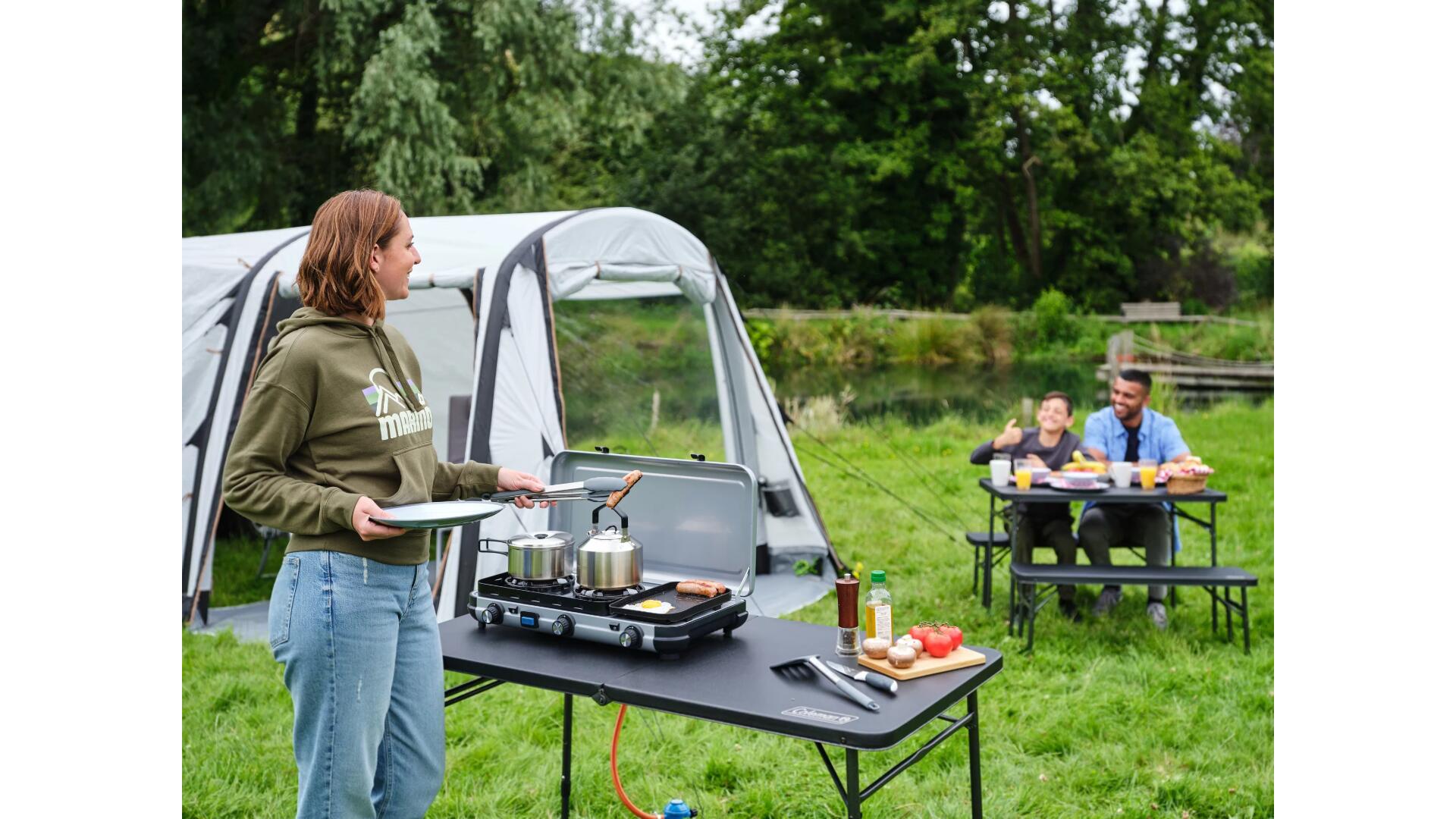 Tables non résistantes aux intempéries Inconnu 4/7