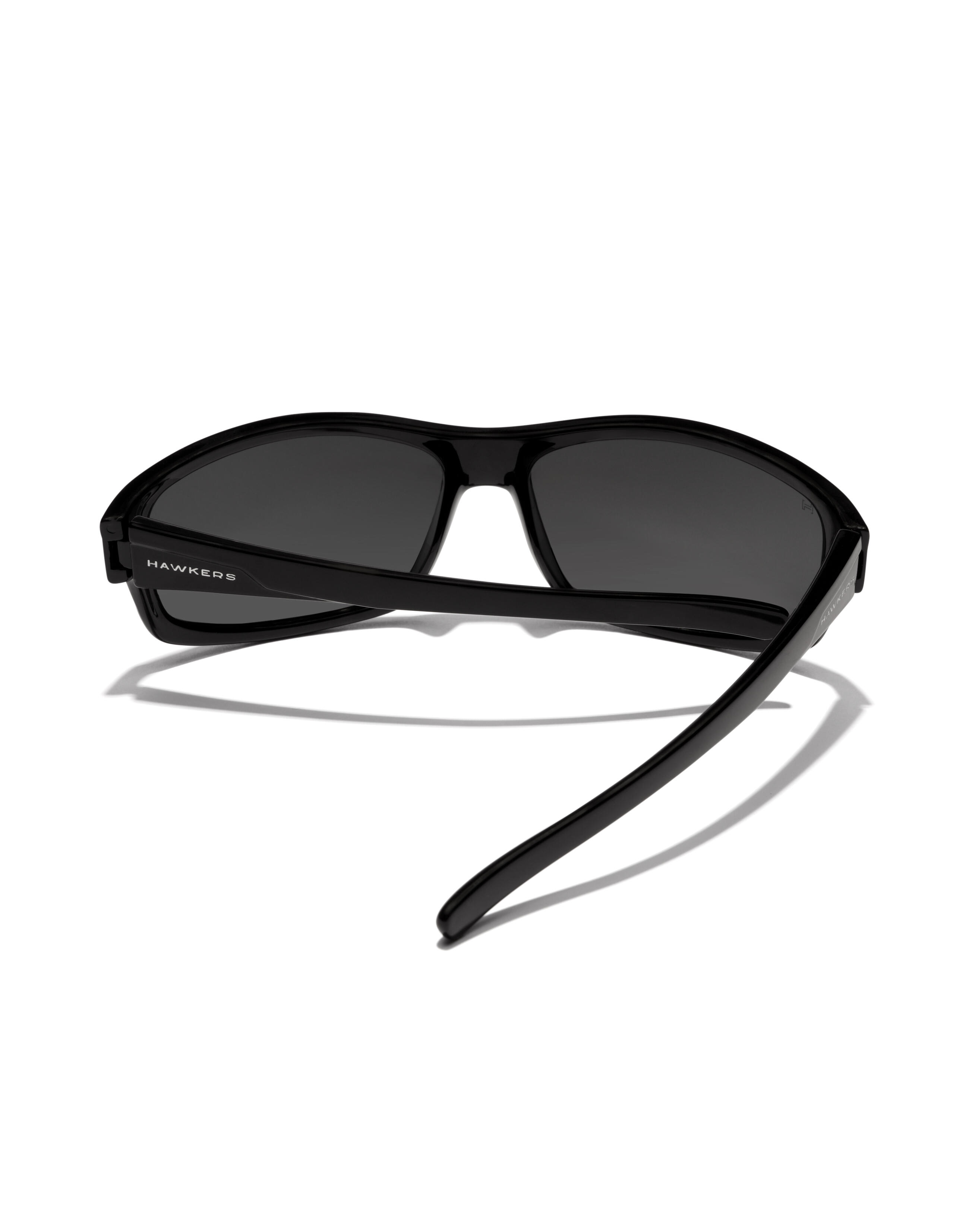 HAWKERS - Lunettes de soleil pour Homme et Femme polarisés noirs noirs - BOOST 5/8