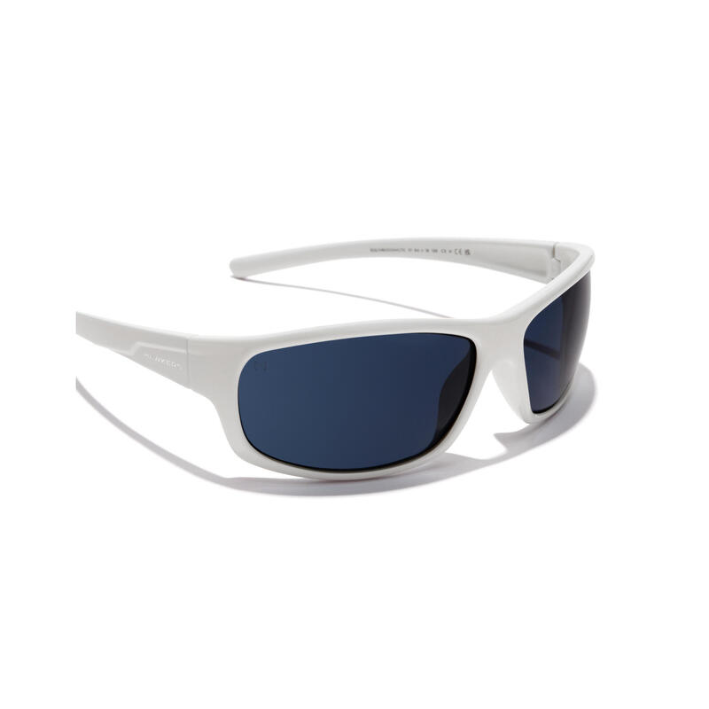 HAWKERS - Gafas de Sol para Hombre y Mujer WHITE DARK BLUE - BOOST