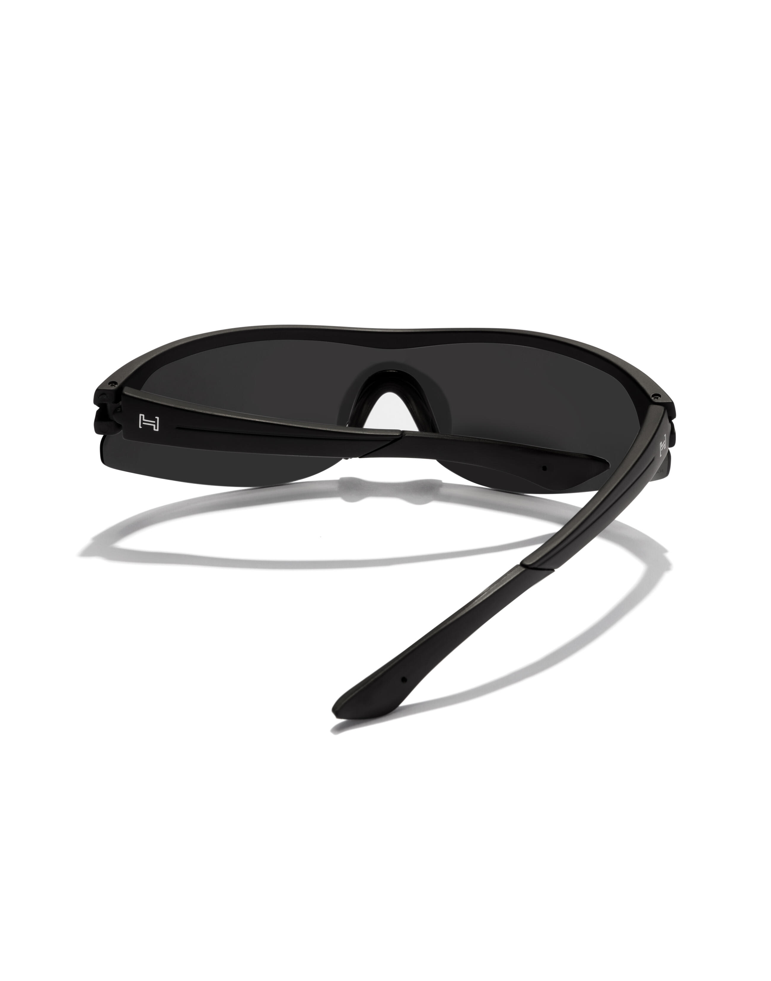 HAWKERS - Gafas de Sol para Hombre y Mujer POLARIZED BLACK DARK - ACTIVE 3/8