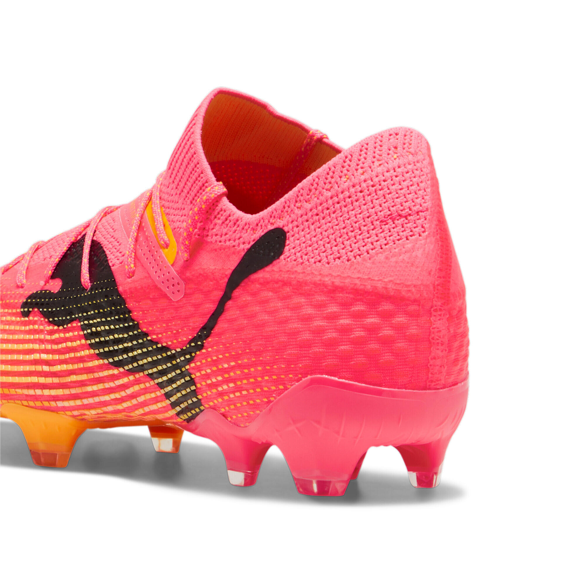 Scarpe da calcio FUTURE 7 ULTIMATE FG/AG da donna PUMA 6/7