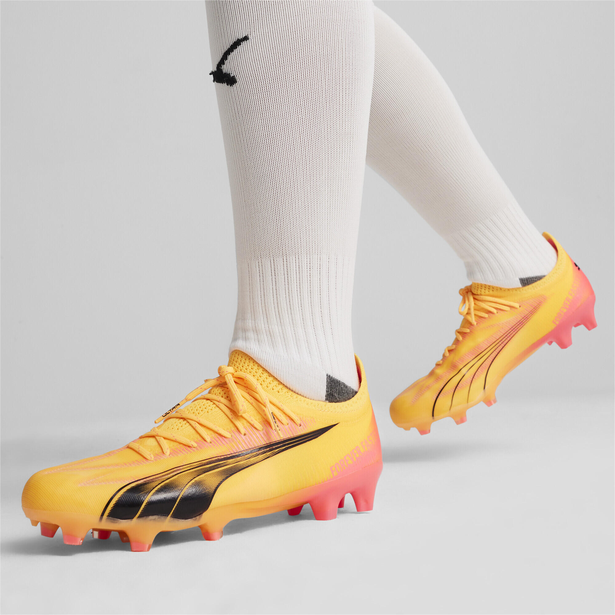 Botas de fútbol ULTRA ULTIMATE FG/AG Mujer PUMA 2/7