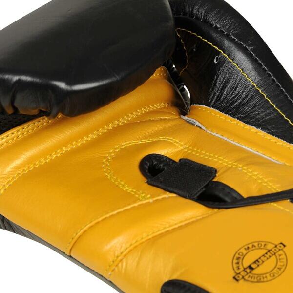 Guantoni da boxe DBX BUSHIDO realizzati in pelle naturale