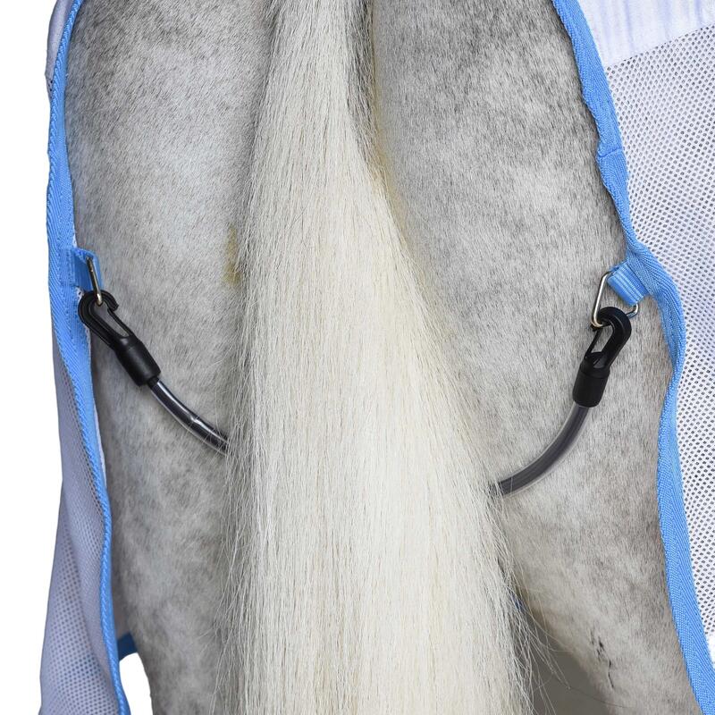 Couverture rafraichissante pour chevaux AIRTEC (Blanc / Bleu)