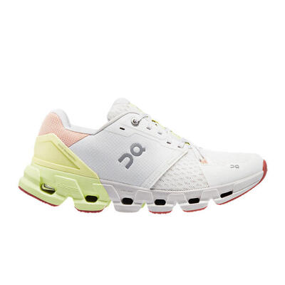 Schoenen om hard te lopen voor vrouwen on cloudflyer 4