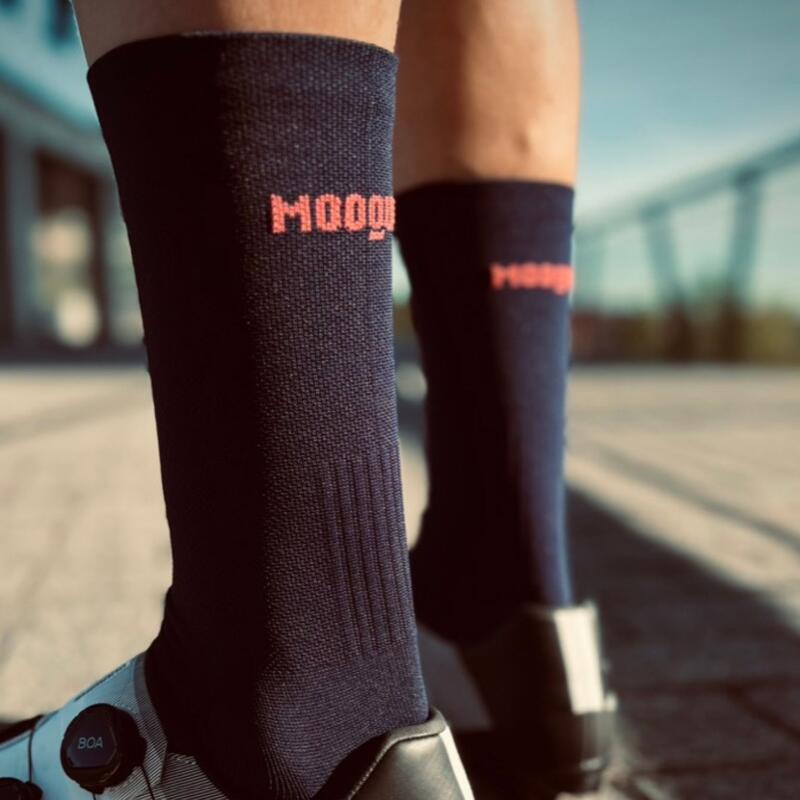 Calcetines de Ciclismo Altos Bordados Classy Evo II Mooquer Azul Marino