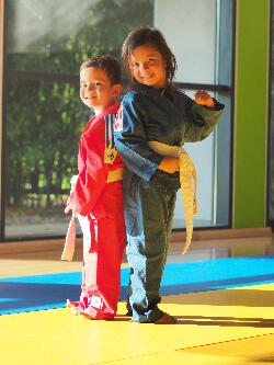 Kimono judo couleur  j200c 4/4