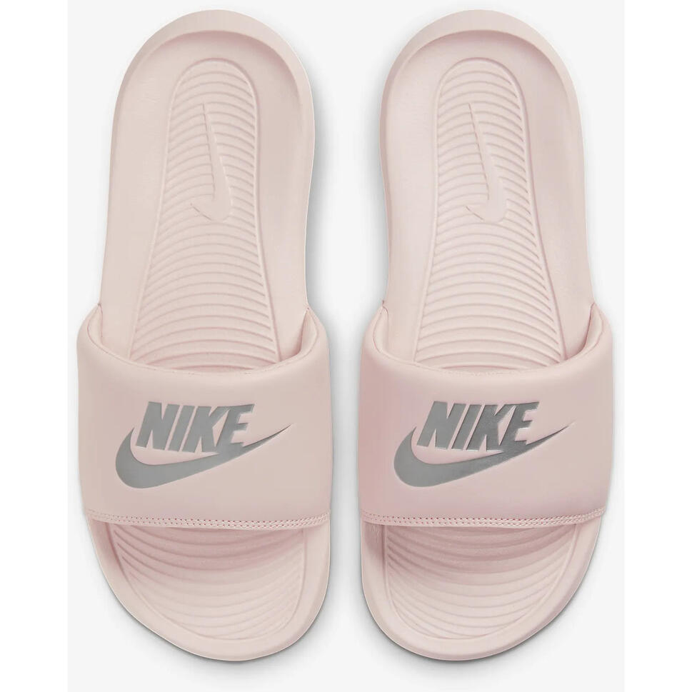 Czapka Nike Victori One Slide, Kobiety
