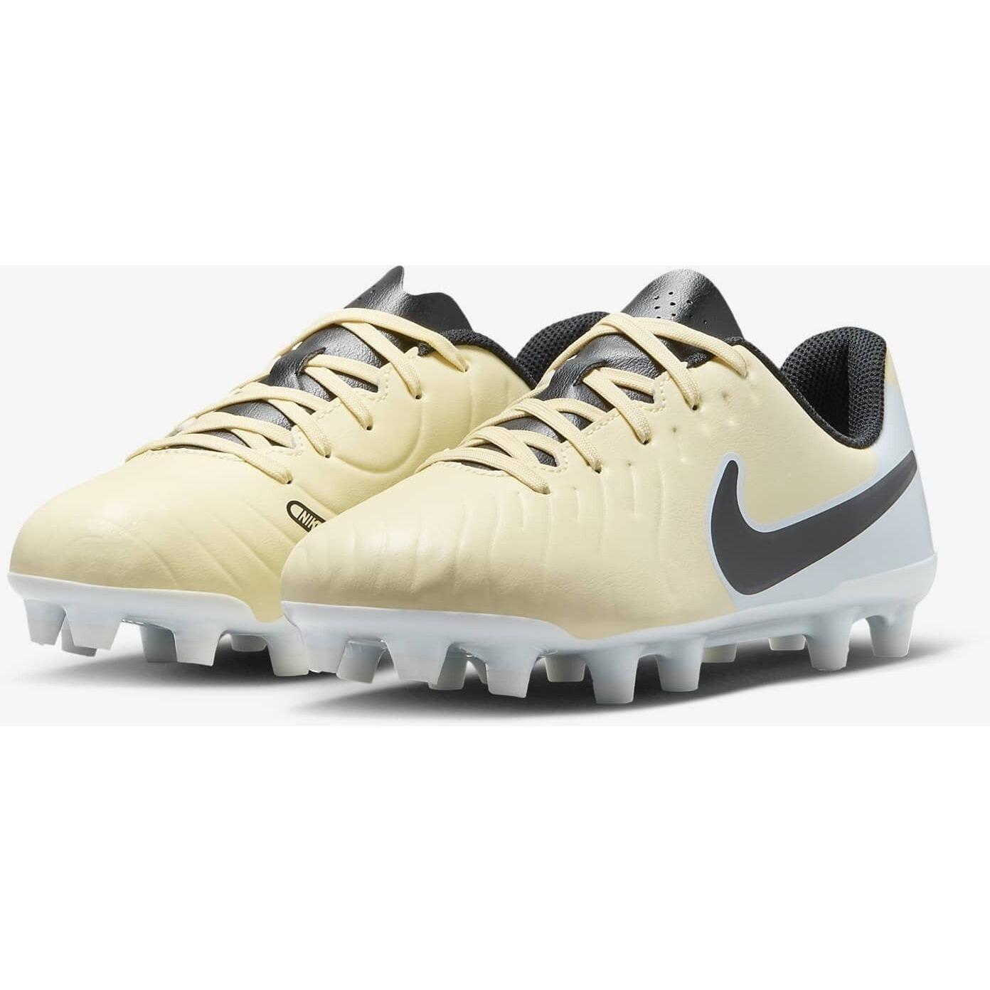 Botas de fútbol Nike Jr. Tiempo Legend 10 Club, Amarillo, Niños 3/5
