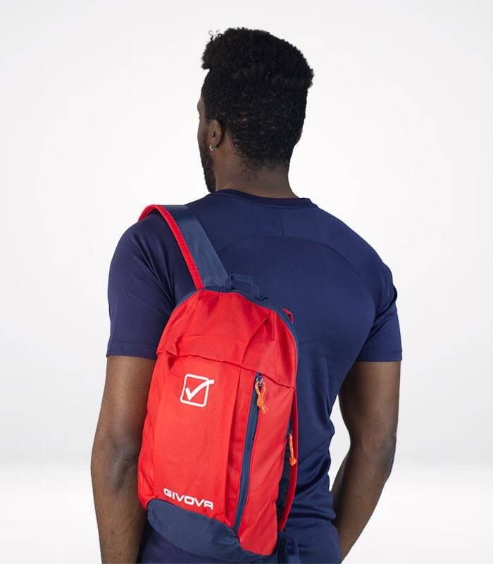 Givova Zainino Capo Backpack Red-Navy: trwałe i przestronne