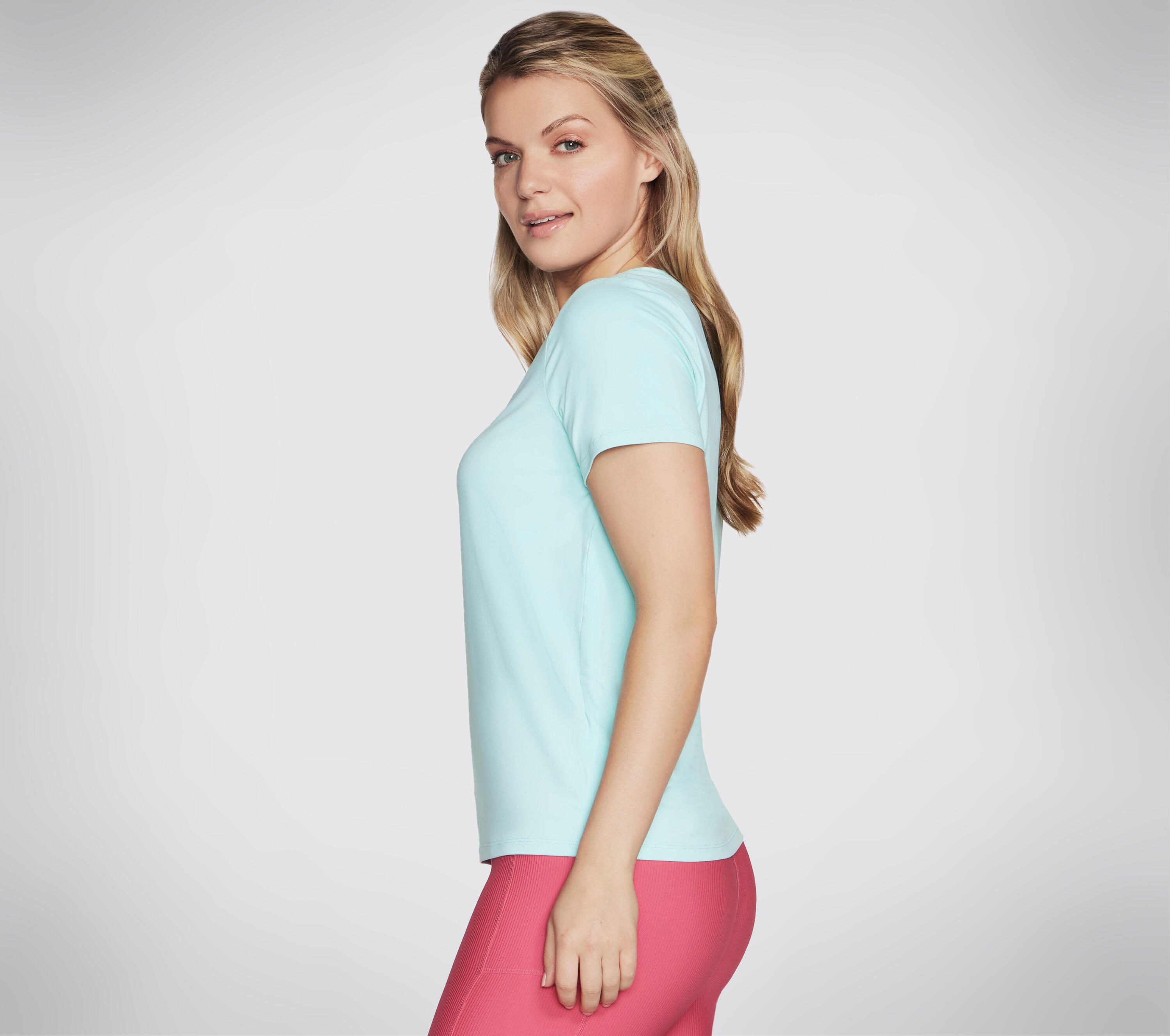 Damen SKECHERS GODRI SERENE VNECK TOP T-Shirts/Tanks Hellblau 3/4