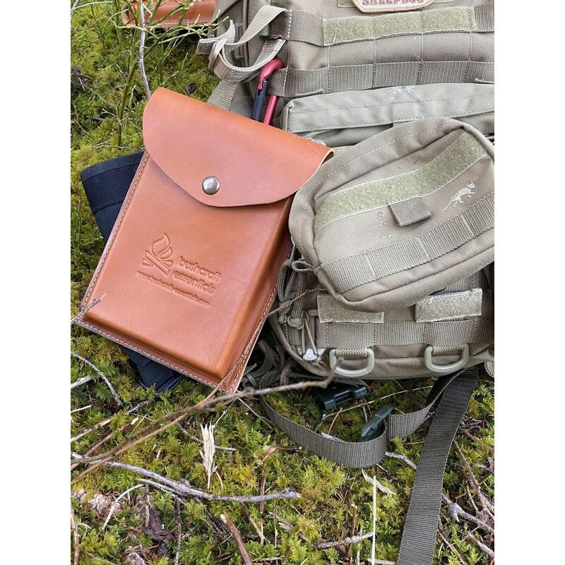 Bushcraft Essentials Leather Pouch Bushbox XL Woodstove