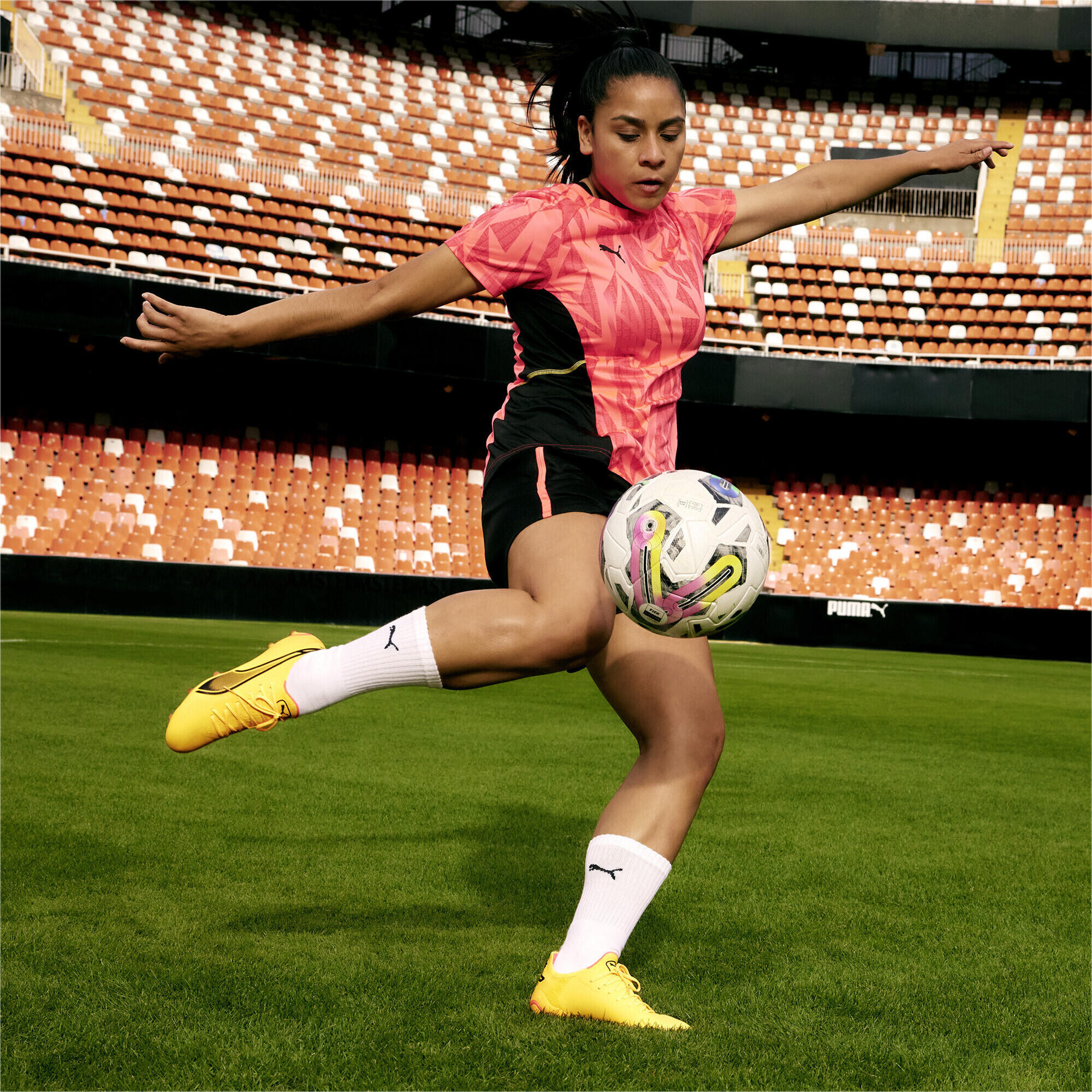 Puma King Ultimate FG/AG Womens Orange Football Boots 4/7