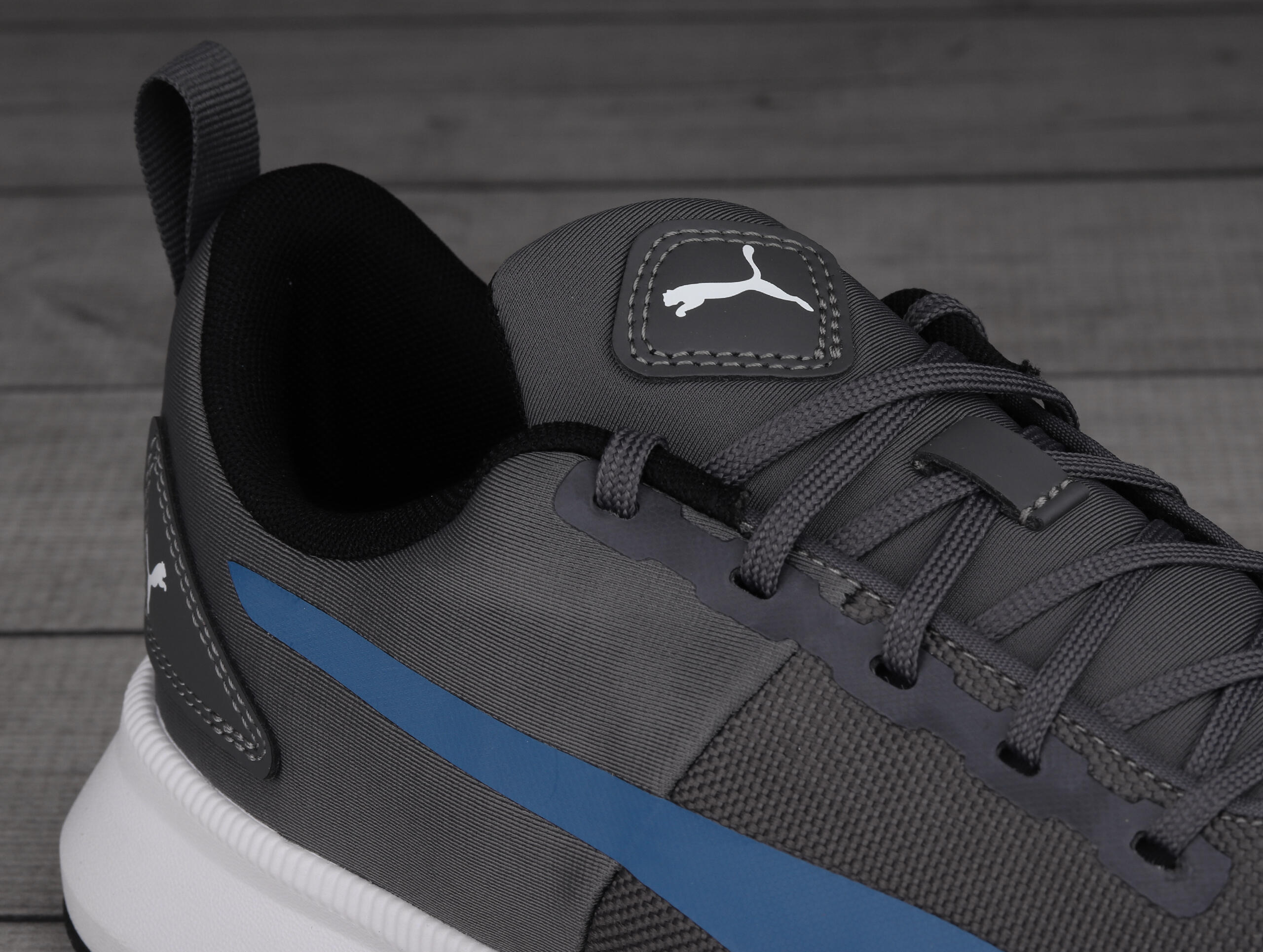 Buty męskie biegowe Puma FLYER RUNNER MESH 5/7