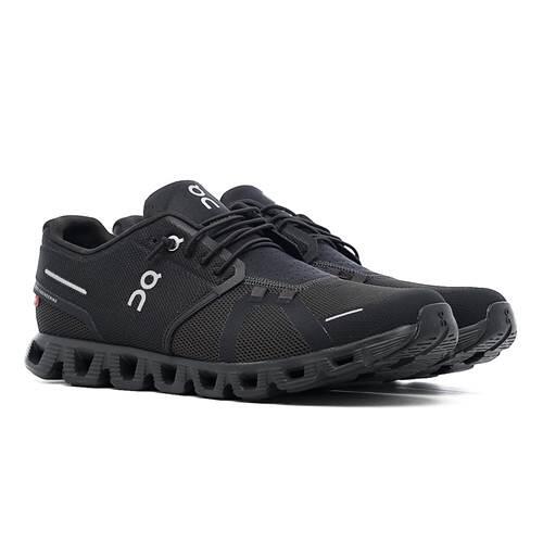 On Running Cloud 5 All Black 2/5