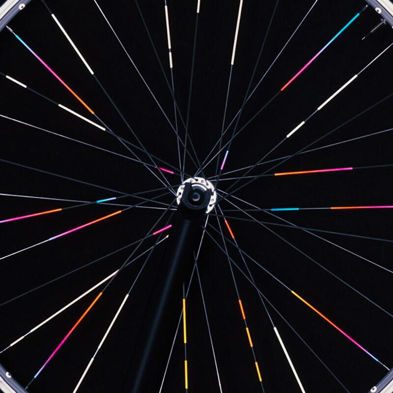 Autocollant roue vélo reflechissant pour rayon Reflective Berlin