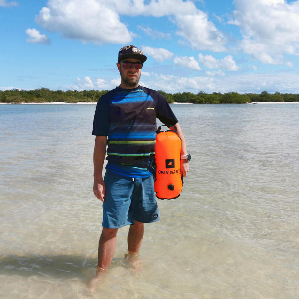 Dmuchana bojka do pływania OpenWater z uchwytami