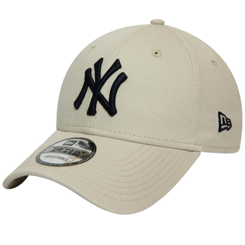 Boné New York Yankees Essencial Castanho New Era