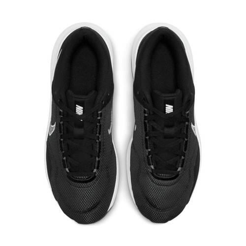 Chaussures formation hommes Nike Legend Essential 3 4/5