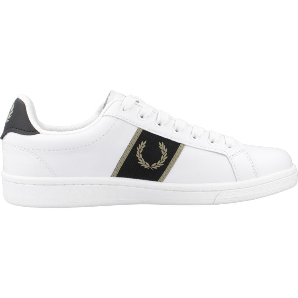 Baskets Fred Perry Modèle B6304 Couleur Blanc 4/5