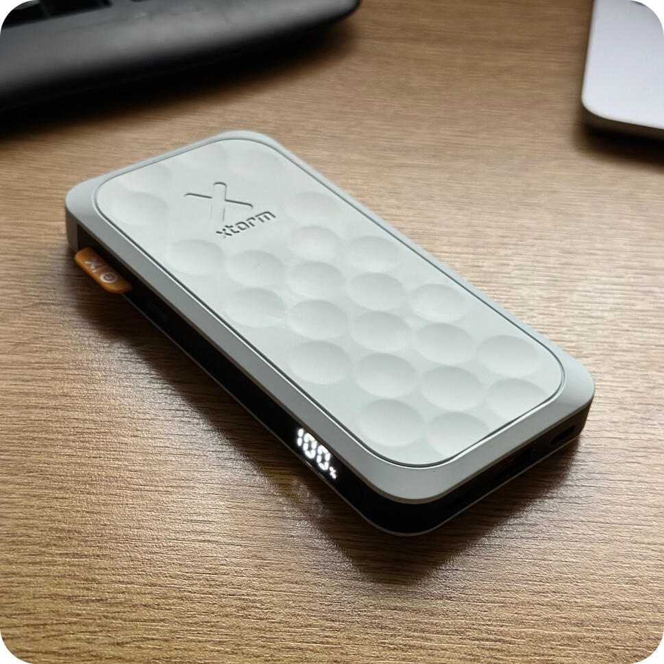 Xtorm FS5 Batterie externe 20W, 10000 mAh, 2x USB-C, 1x USB-A, Blanc 2/4
