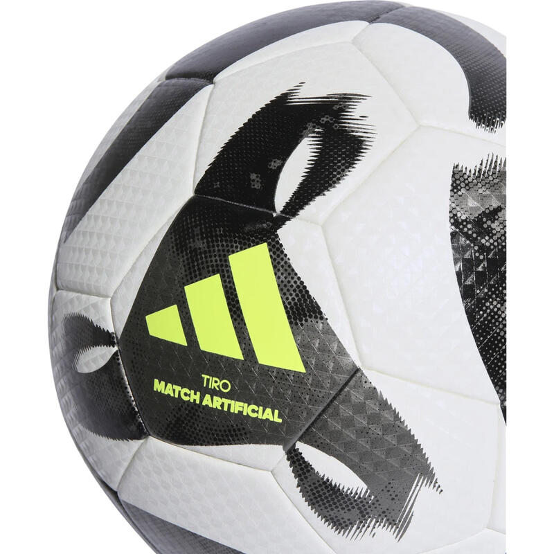 Adidas Tiro Match Artificial voetbal